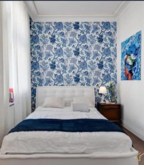 Luxury apartment in center town!